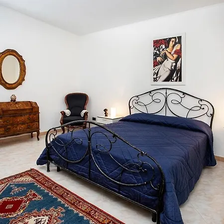 Eva 크리스피아노